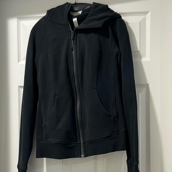 Lululemon Scuba Hoodie Size 8 - Picture 1 of 3